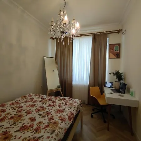 Balcony 2br Near To Nisantasi #2 * Κωνσταντινούπολη